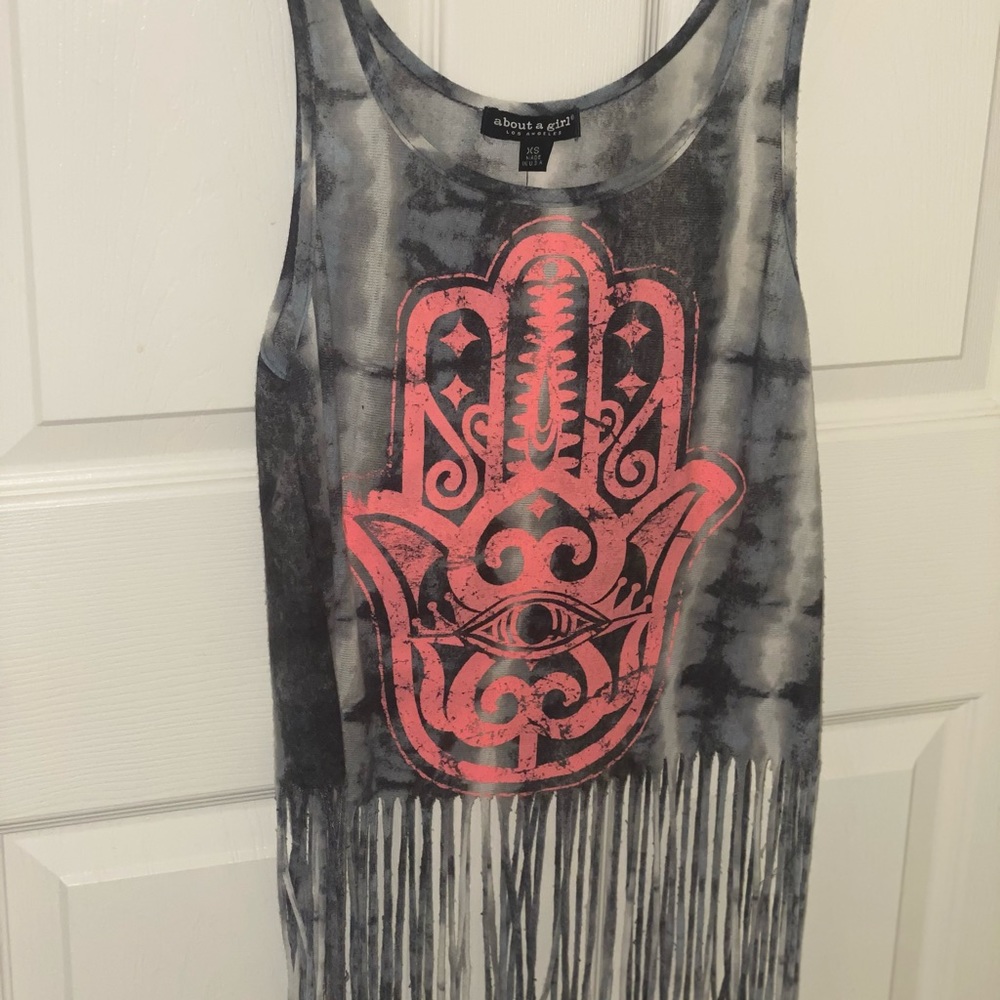 Gorgeous tee - Picture 2 of 3